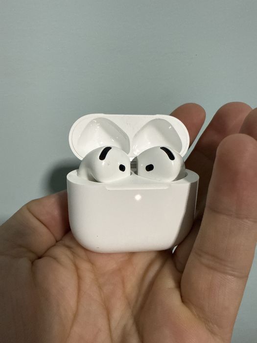 Airpods 4 naushnik