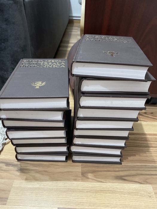 Colectia Enciclopedia Universala Britannica