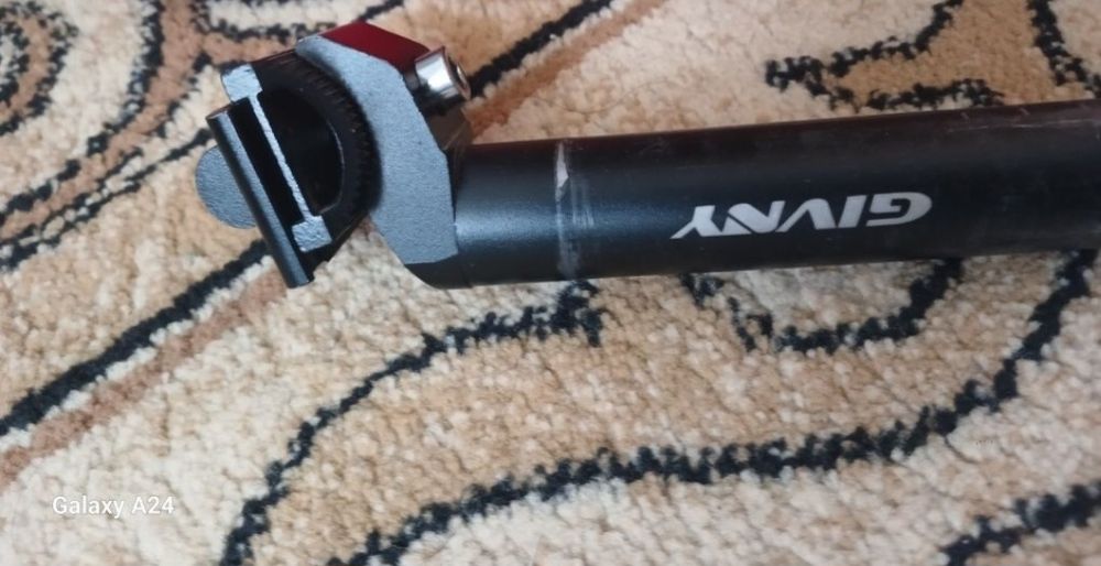 Подседельный штырь givny