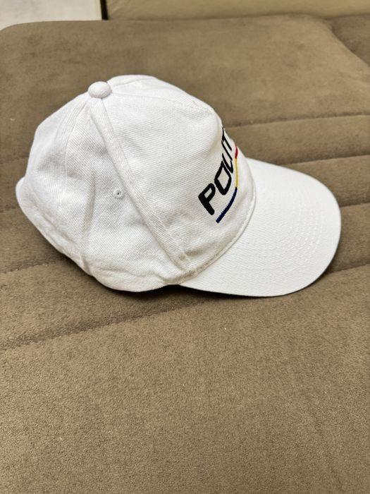 sapca alba material textil Pol