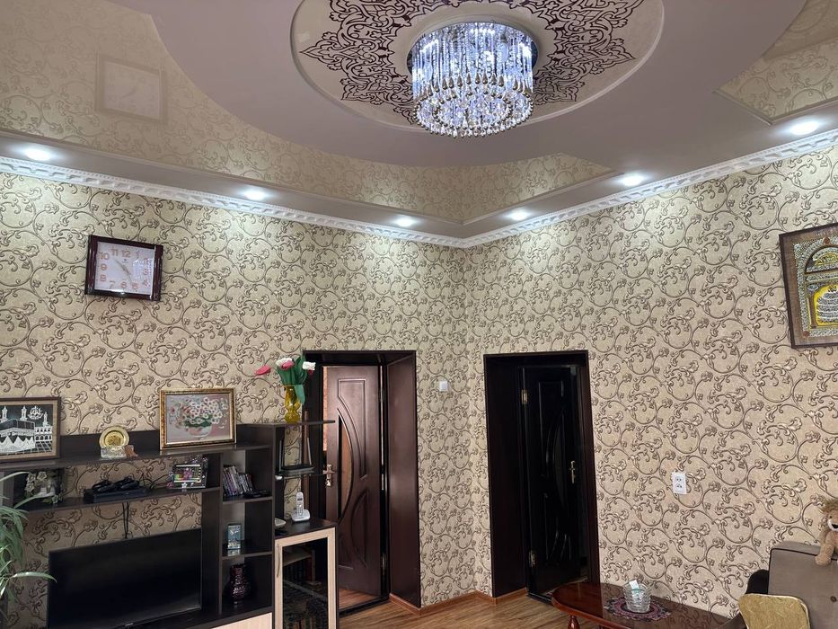 Дом у парка Фуркат. 3.5 сотки 6 комнат.  Ремонт, бассейн, Баня.