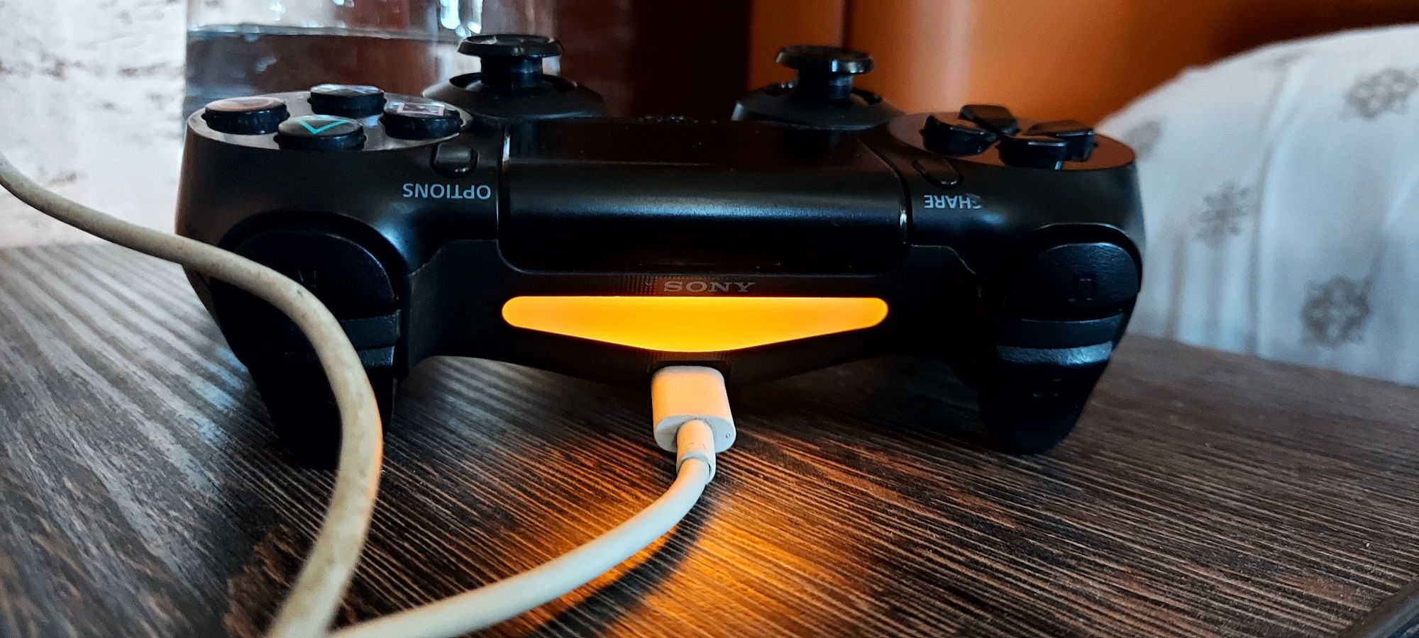 Controller PS4 (Verifică descrierea!) (Accept numai bani pe curier)