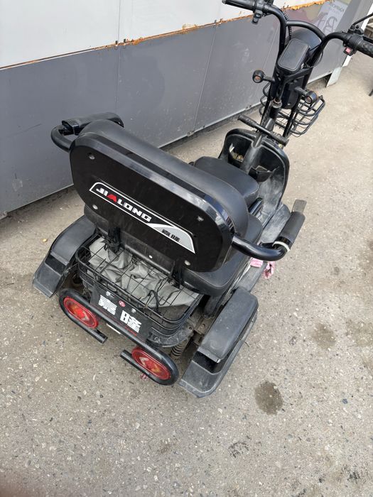 Трицикл, б/у, требует ремонта!