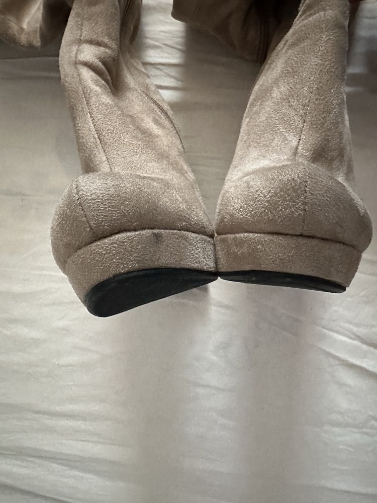 Дамски топли чизми, размер 37