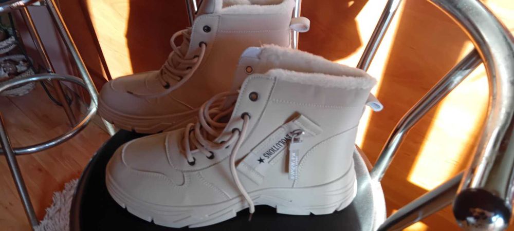 Зимни дамски боти, тип кубинки