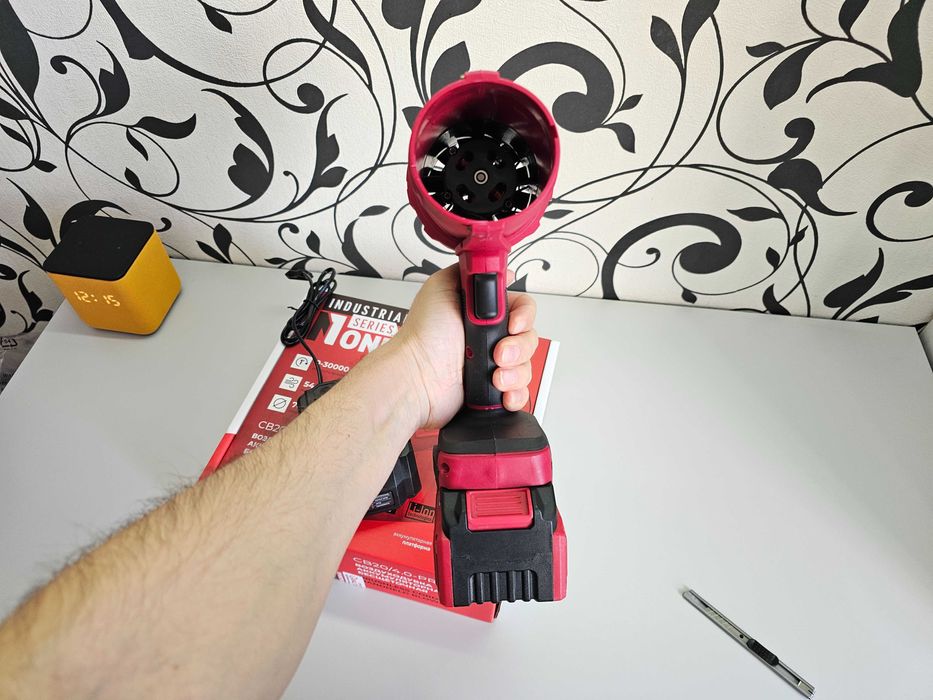 ПРОДАМ Мощная Воздуходувка ONE CB20/4.0 PRO (Аккумуляторная)