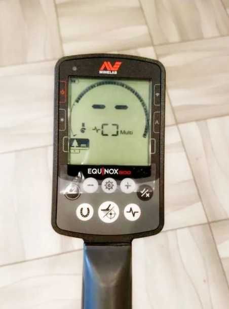 Minelab Equinox 800