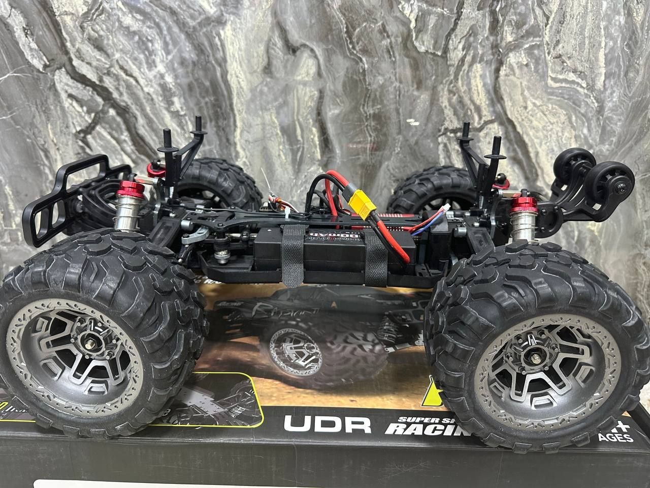 Радиоуправляемая машинка.Rc Car