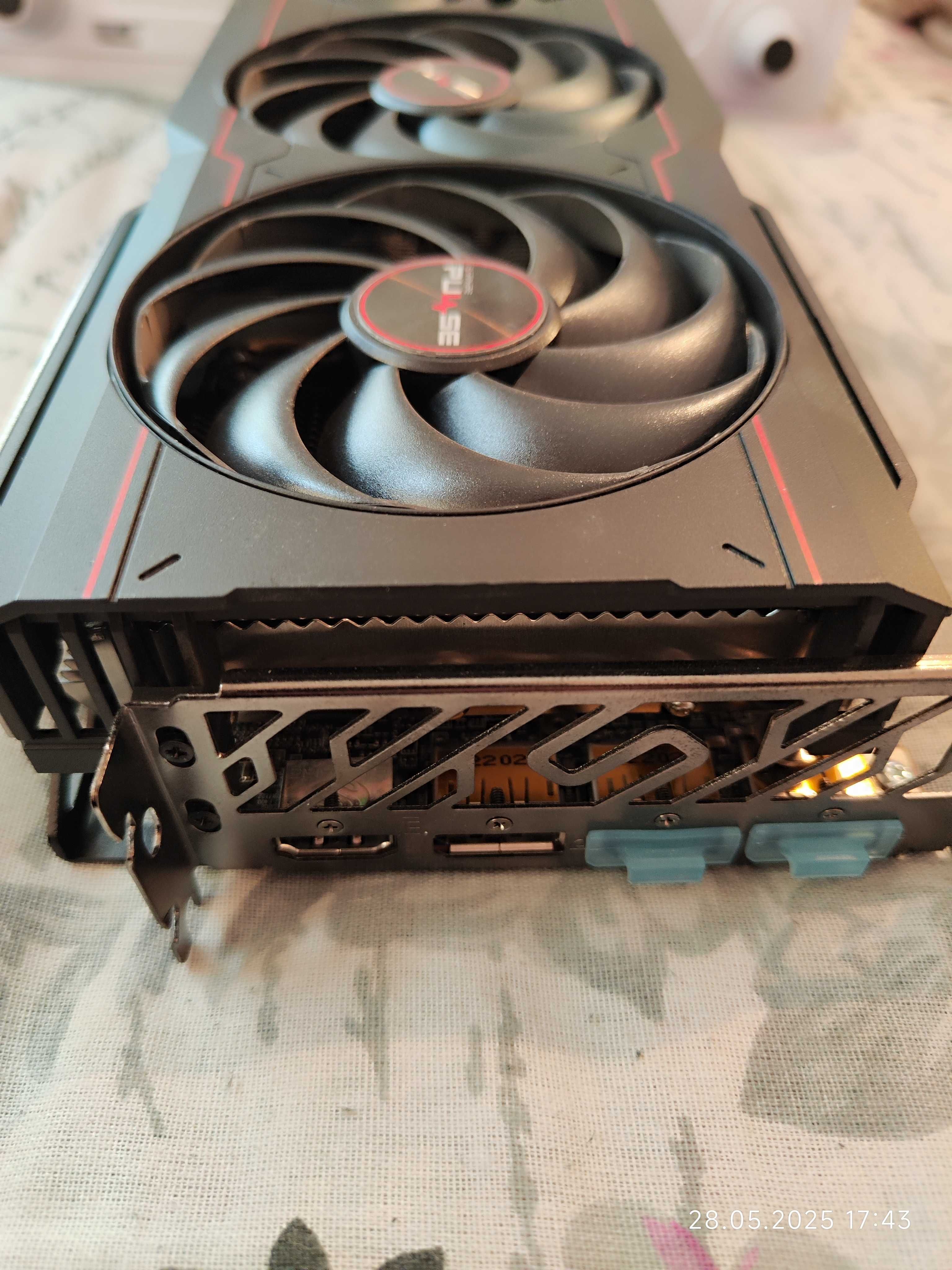 Видеокарта RX 6800 16GB - Перфектна