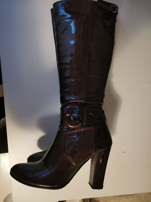 Cizme din piele lacuita mar. 37