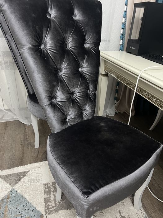 Стулья для гостинной