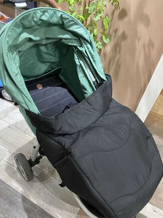 Продам детскую коляску