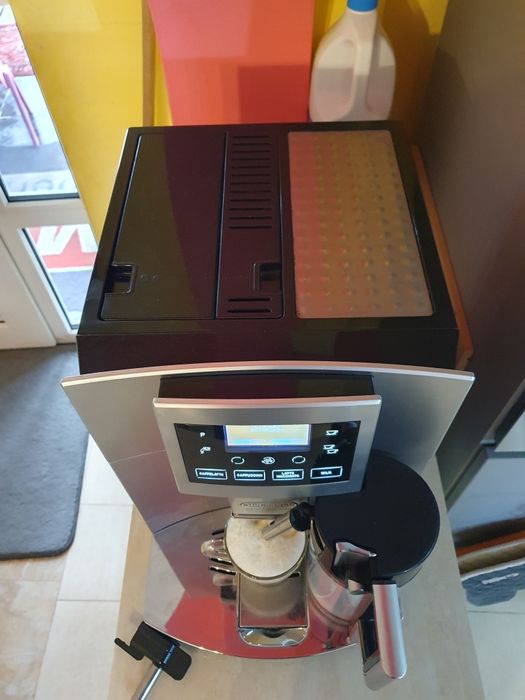 Expresor automat Delonghi Cappuccino Aparat de Cafea