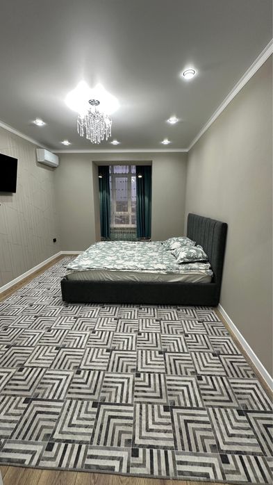 Сдам 1комн VIP квартиру посуточно