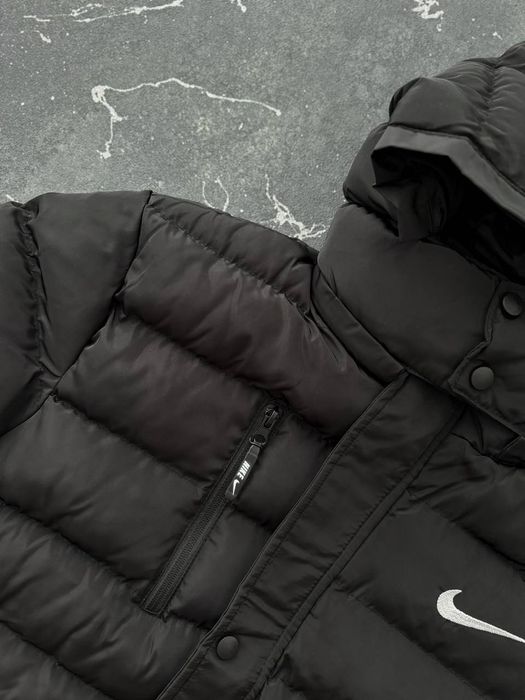 Nike Dri-Fit – Черно яке с качулка