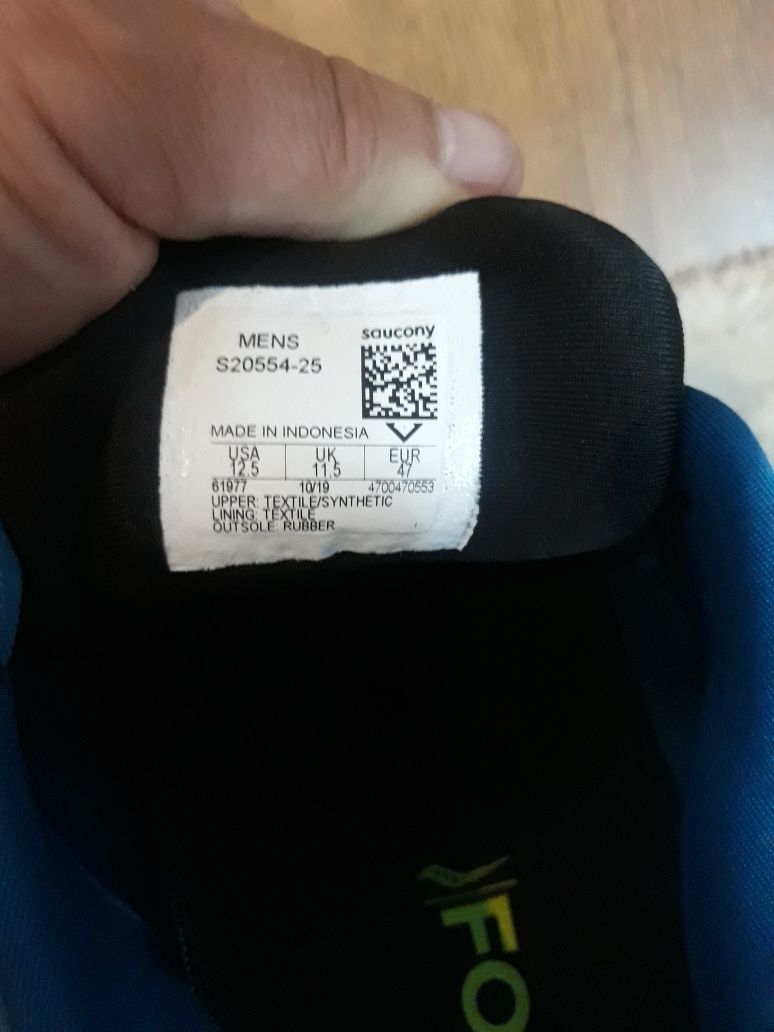 Adidași/sneakers New Balance mărimea 41,adidași SAUCONY mărimea 47