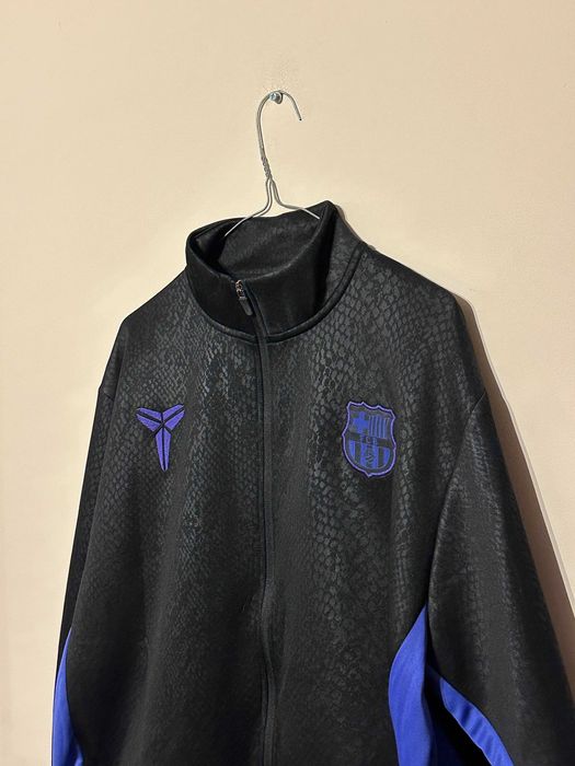 Комплект от горнице и долнище на Barcelona с името на Raphinha