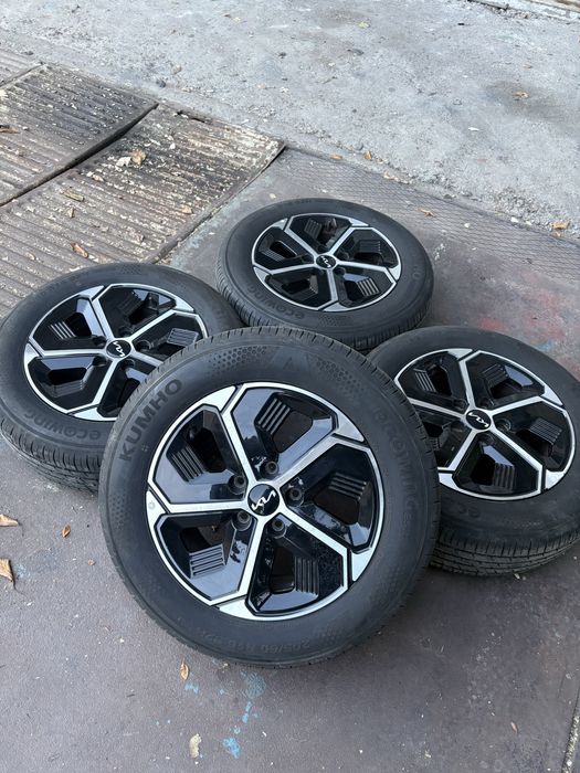 Джанти с гуми за Kia 5x114.3