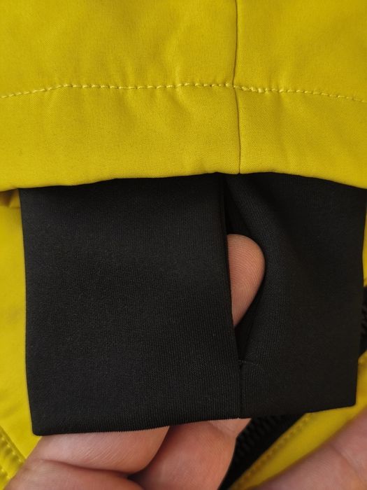 Дамско зимно ски яке Guess размер S