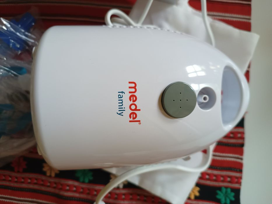 Aparat aerosoli cu compresor Medel, adulți și copii