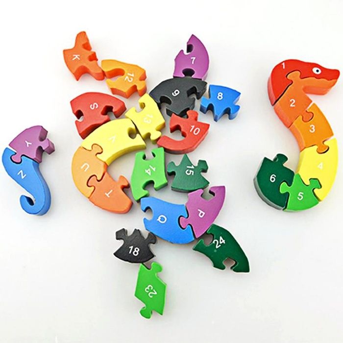 Puzzle lemn 3D multicolor, cifre si litere, model Sarpe