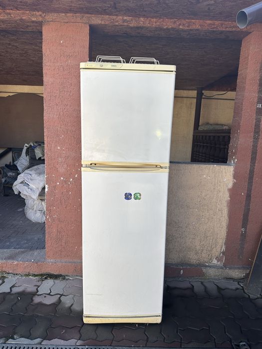 Холодильник на запчасти