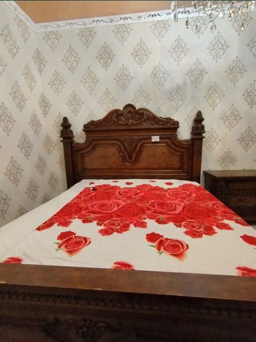 Продаю спальный гарнитур срочно