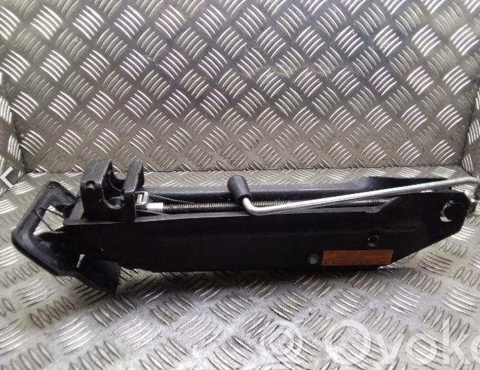 Cric VW Touareg stare perfectă