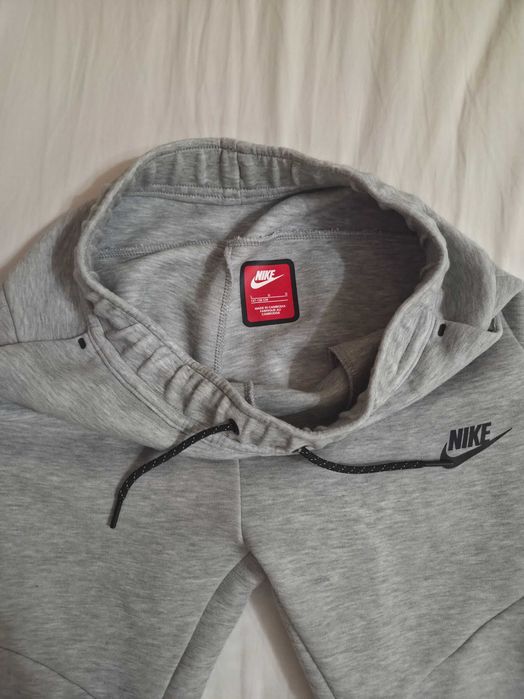 Nike tech fleece