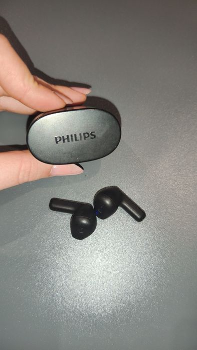 Безжични слушалки Philips TAT2236BK