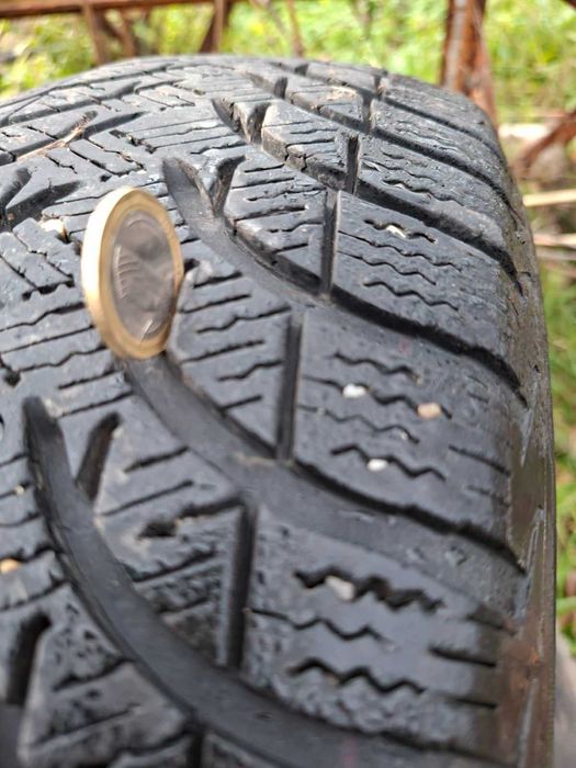 гуми 175/65/15 зимни 6 милиметра