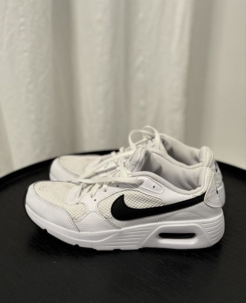 Nike Air 37.5 (24.3)
