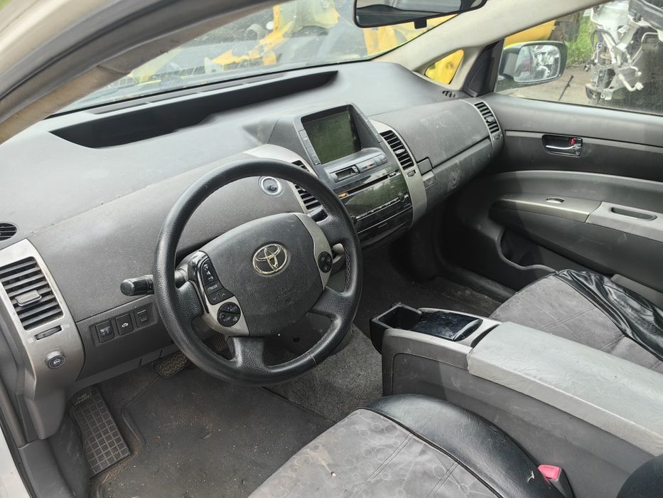 Тойота приус хибрид На Части! Toyota Prius Hybrid