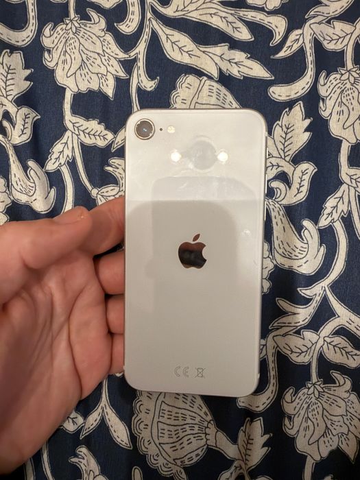 Vand Iphone se 128 gb