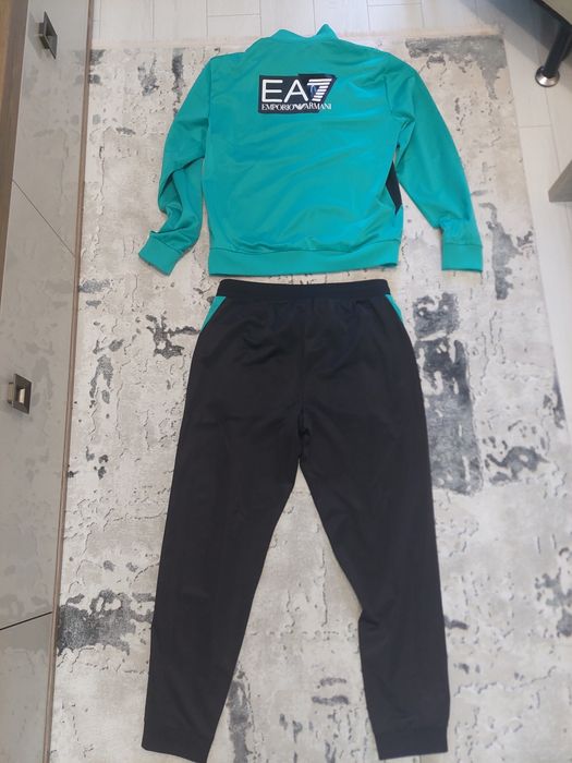 Vand trening EMPORIO ARMANI marimea XL