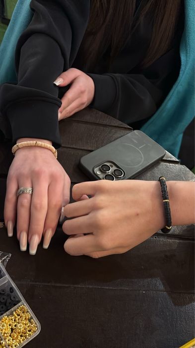 Продам браслетики