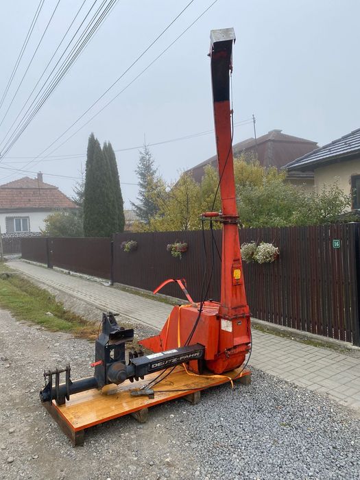 Siloziera pe un rand Deutz Faht