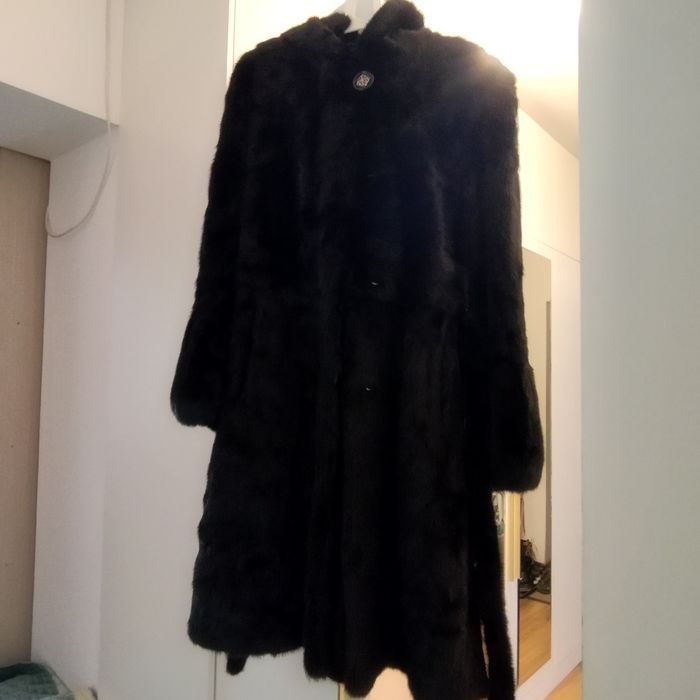 Шуба норковая продаю