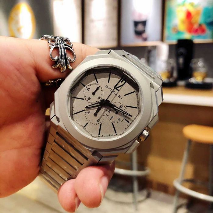 Ceas bărbătesc cu quartz BVLGARI Octo Finissimo Chronograph