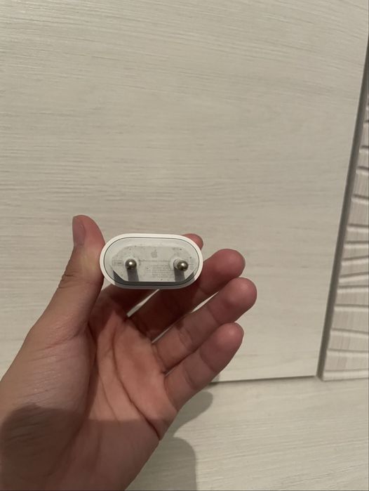 адаптер от айфона.