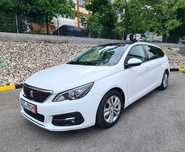 PEUGEOT 308 SW Blue Lease Executive An 2020 Plafon Panoramic

1.5