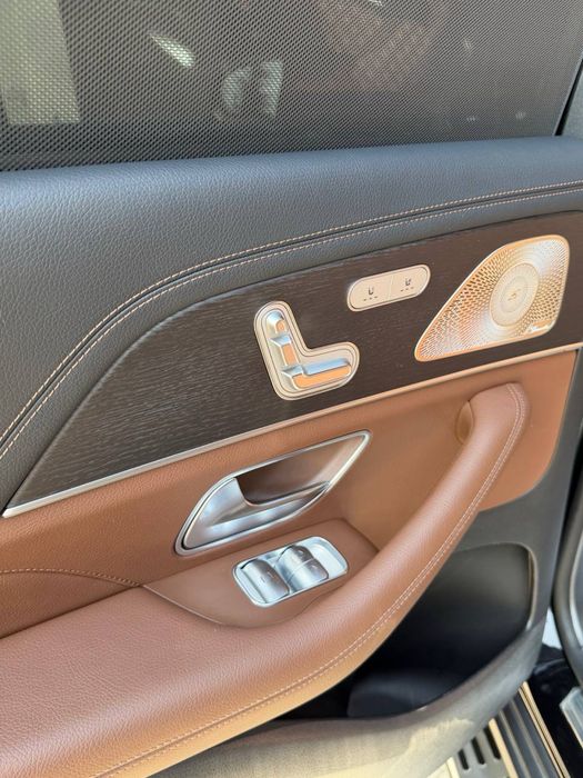 Mercedes-Benz GLS 450 год 2024