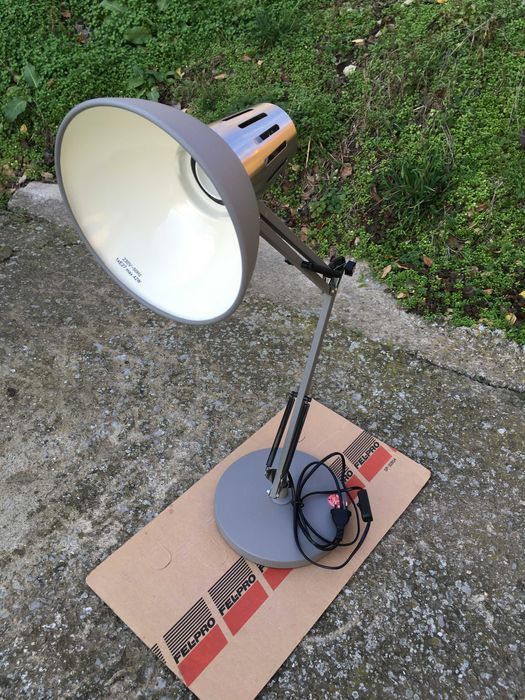 немска , разтегателна работна лампа "Nino"