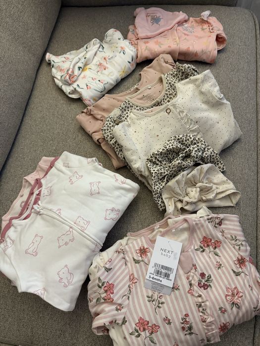 Бебешки бодита NEXT лот