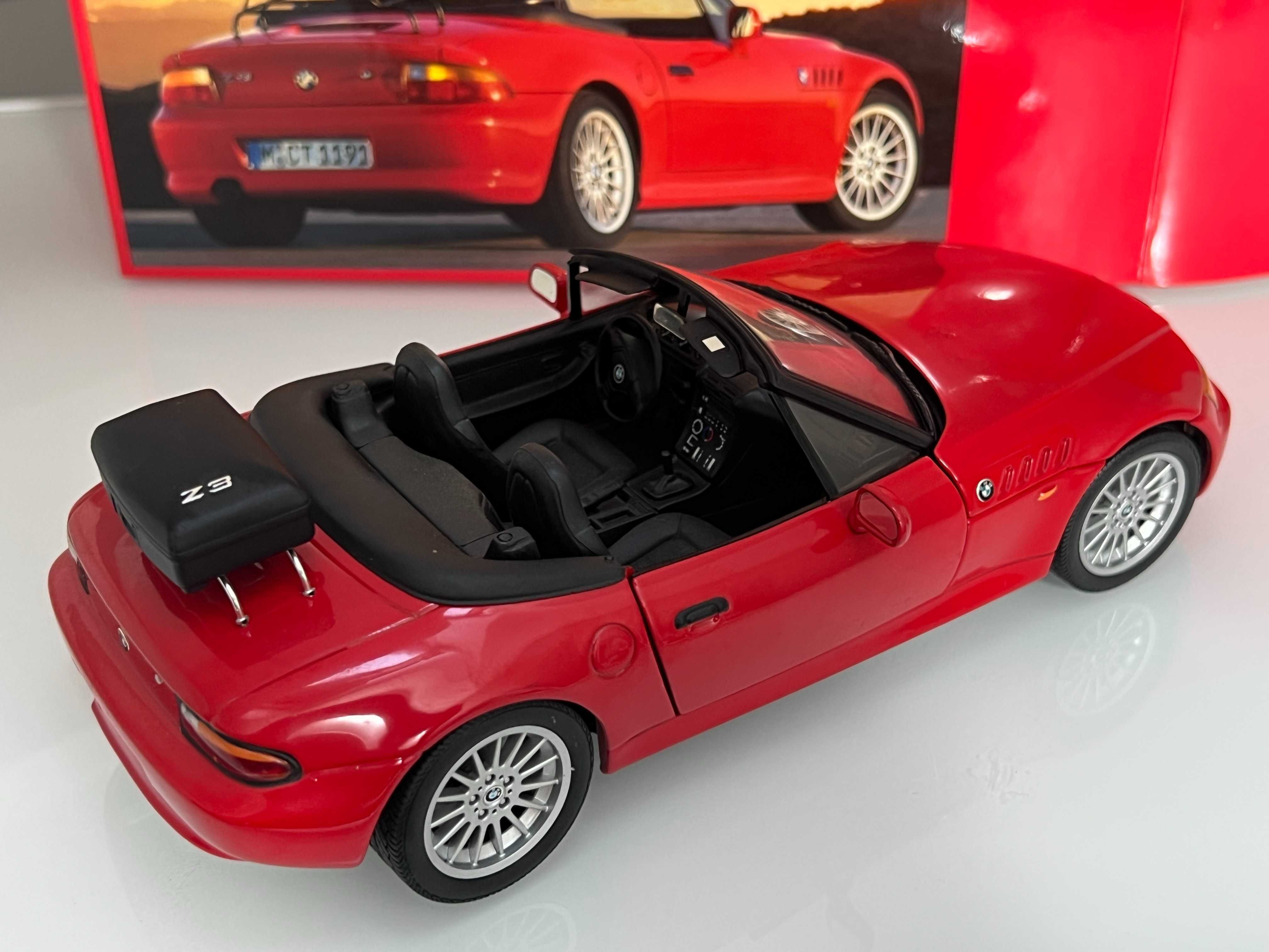 Macheta Auto 1/18 UT Models BMW Z3 Roadster