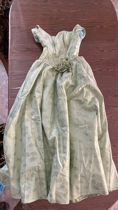 Продам платье вечернее