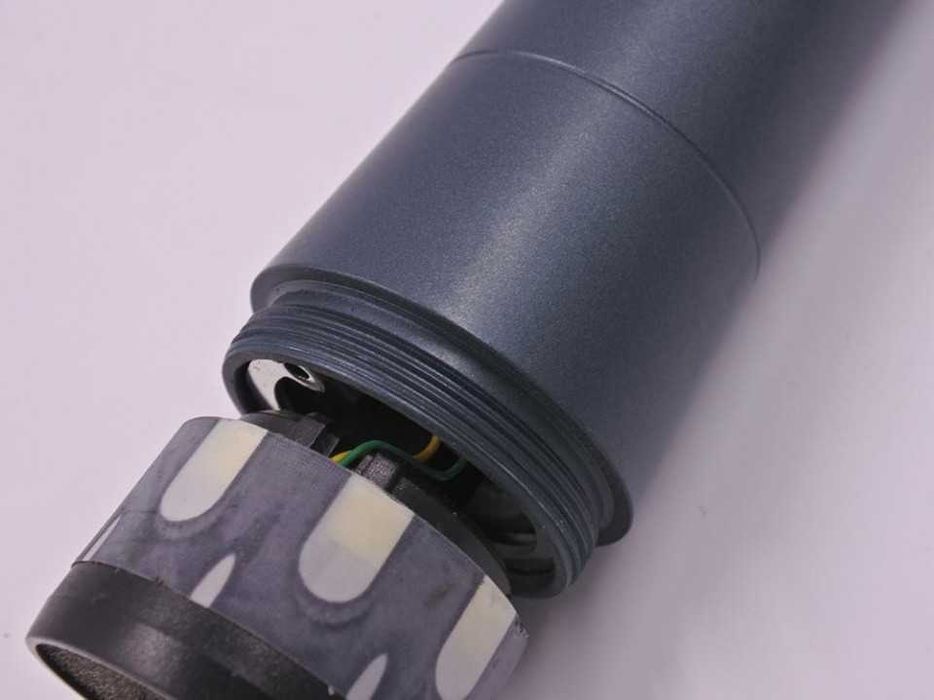 Microfon profesional voce tip BETA 58A cu cablu 5m, borseta, nuca