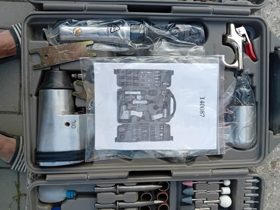 Set scule pneumatice