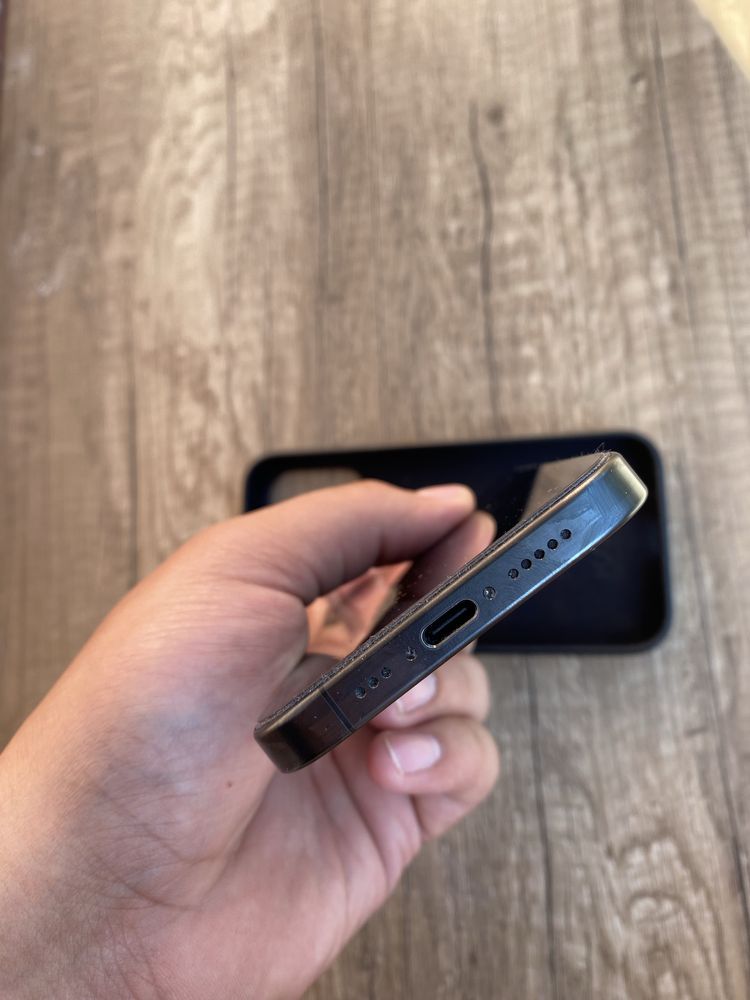 iPhone 15 Pro 128gb