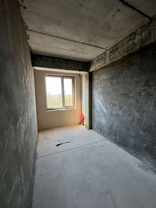 1 xonali uy Jizzax shahar prospektda Dream house